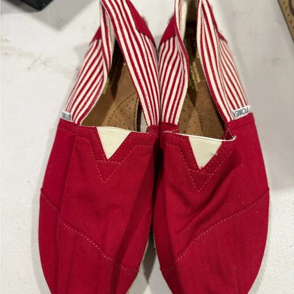 Toms Red and White Canvas Slip-Ons Mens Size 10